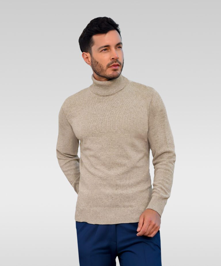 buzo cuello tortuga beige