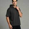 Camiseta Con Capota Oversize Modelo